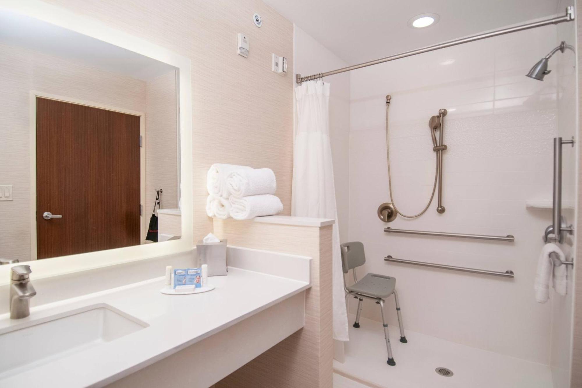 Fairfield Inn & Suites By Marriott Dallas Plano North מראה חיצוני תמונה